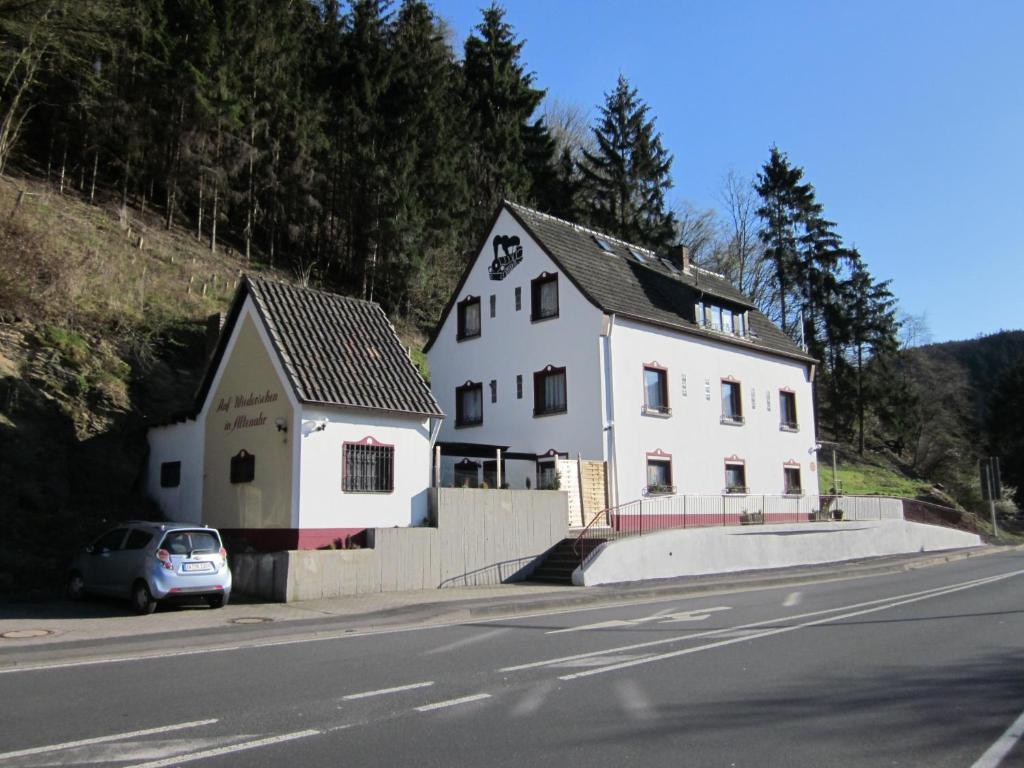 Hotel Gastehaus Am Fels Altenahr Exteriér fotografie